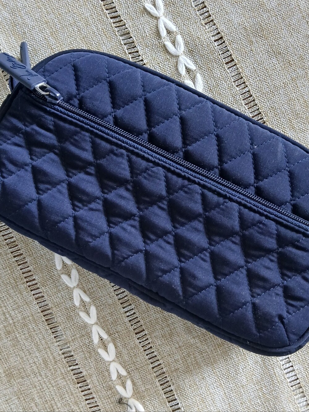 VERA BRADLEY Quilted Navy Insulated Travel, Medical, Lunch, Cosmetic Bag NWOT